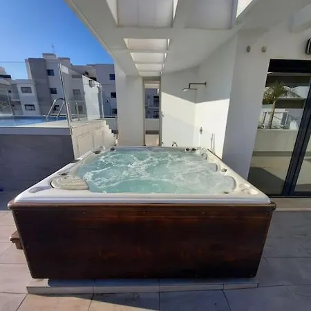 Luxury Penthouse, Private Pool & Jacuzzi - La Cala * La Cala De Mijas