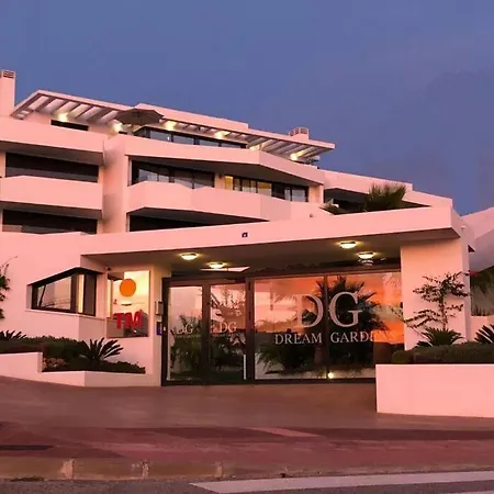 Luxury Penthouse, Private Pool & Jacuzzi - La Cala *