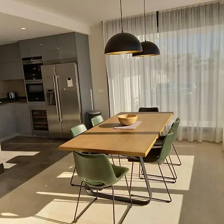 Luxury Penthouse, Private Pool & Jacuzzi - La Cala Apartment