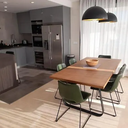 Luxury Penthouse, Private Pool & Jacuzzi - La Cala Apartment