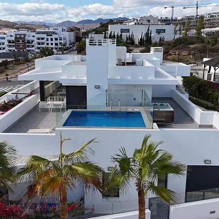 Apartment Luxury Penthouse, Private Pool & Jacuzzi - La Cala La Cala De Mijas