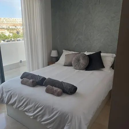 Luxury Penthouse, Private Pool & Jacuzzi - La Cala Apartment *