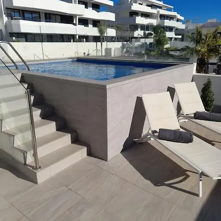 Luxury Penthouse, Private Pool & Jacuzzi - La Cala *